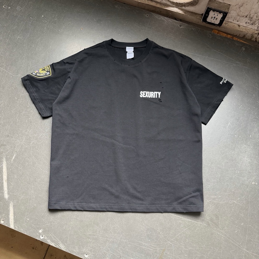 Oversized Distressed American  - đánh giá và giá Streetwear Brand Vintage